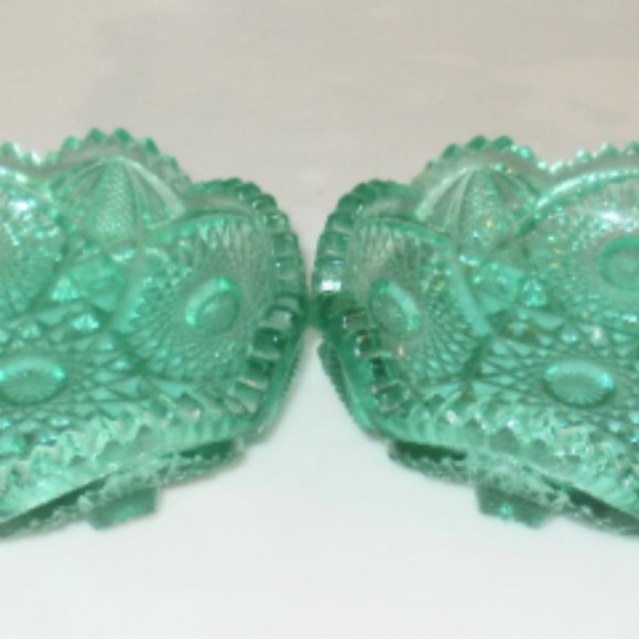 Pair of Vintage CANDLE Holders Pillar Candle Holder Vintage Glass Cut Glass - Picture 9 of 10